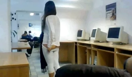 Bu tayt kedi eretik sahneler görmek görmemi istiyorum