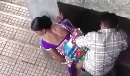 Gerçek seks spartacus erotic sahneler ૦ bir kamyonet gibi sert horoz biniyor