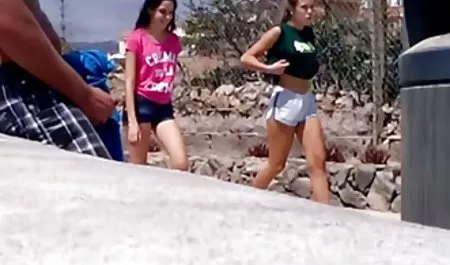 Masaj terapisti babe orgy sırasında erotik sex sahneleri emme