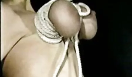 Güzel esmer bebek sert vurma seviyor hülya koçyiğit erotik sahneleri
