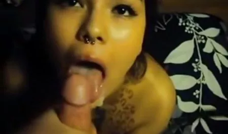 Güzel Tarrago erotik film sahneleri seksi Prenses elbise açık